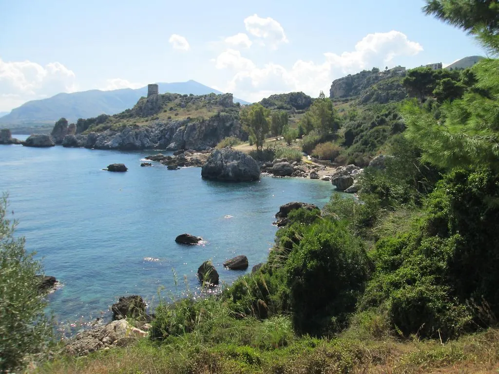Helios Villa On The Sea location